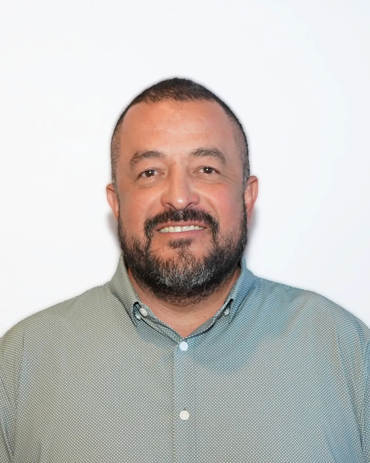 Arnold Flores